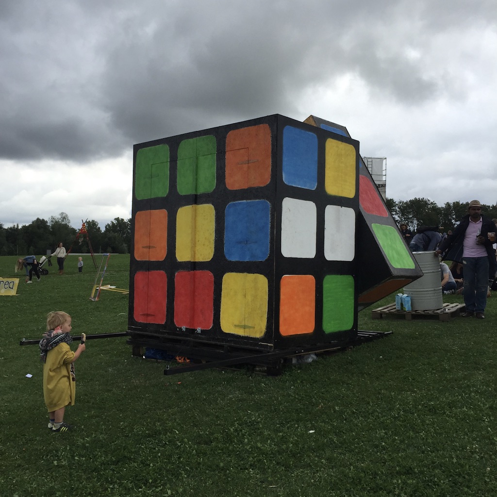 Cubic Reset cube installation, Brave Festival 2015, daytime
